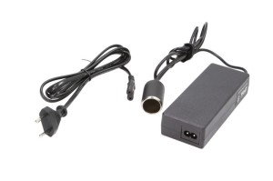 PRZETWORNICA NAPIĘCIA 230/12V 80