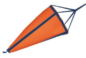 GA85 DRYFKOTWY MORSKIE WYKONANE ZE WZMOCNIONEGO PCV I PASKÓW NYLONOWYCH  